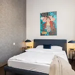Livingtown Lofts Apartamento