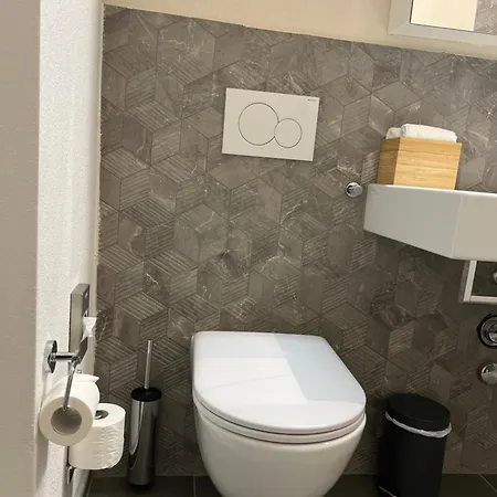 Livingtown Apartament *